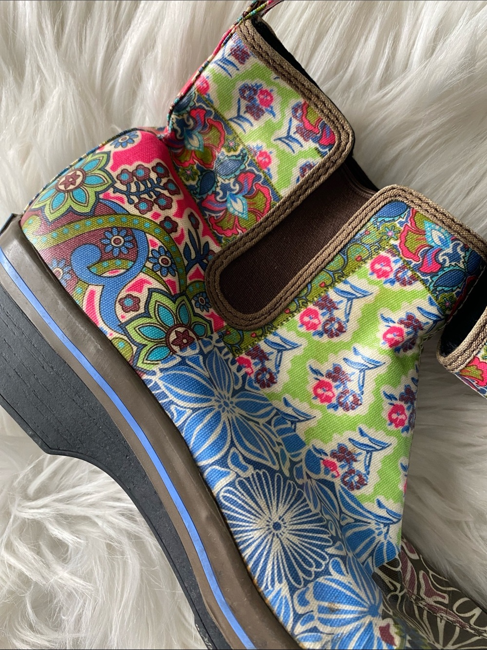 Dansko Chelsea wellies Patterned Floral Chelsea Boots in Blue and Olive - Picture 3 of 12